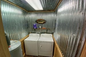 Old Gunstore Lodge - Norfork Arkansas