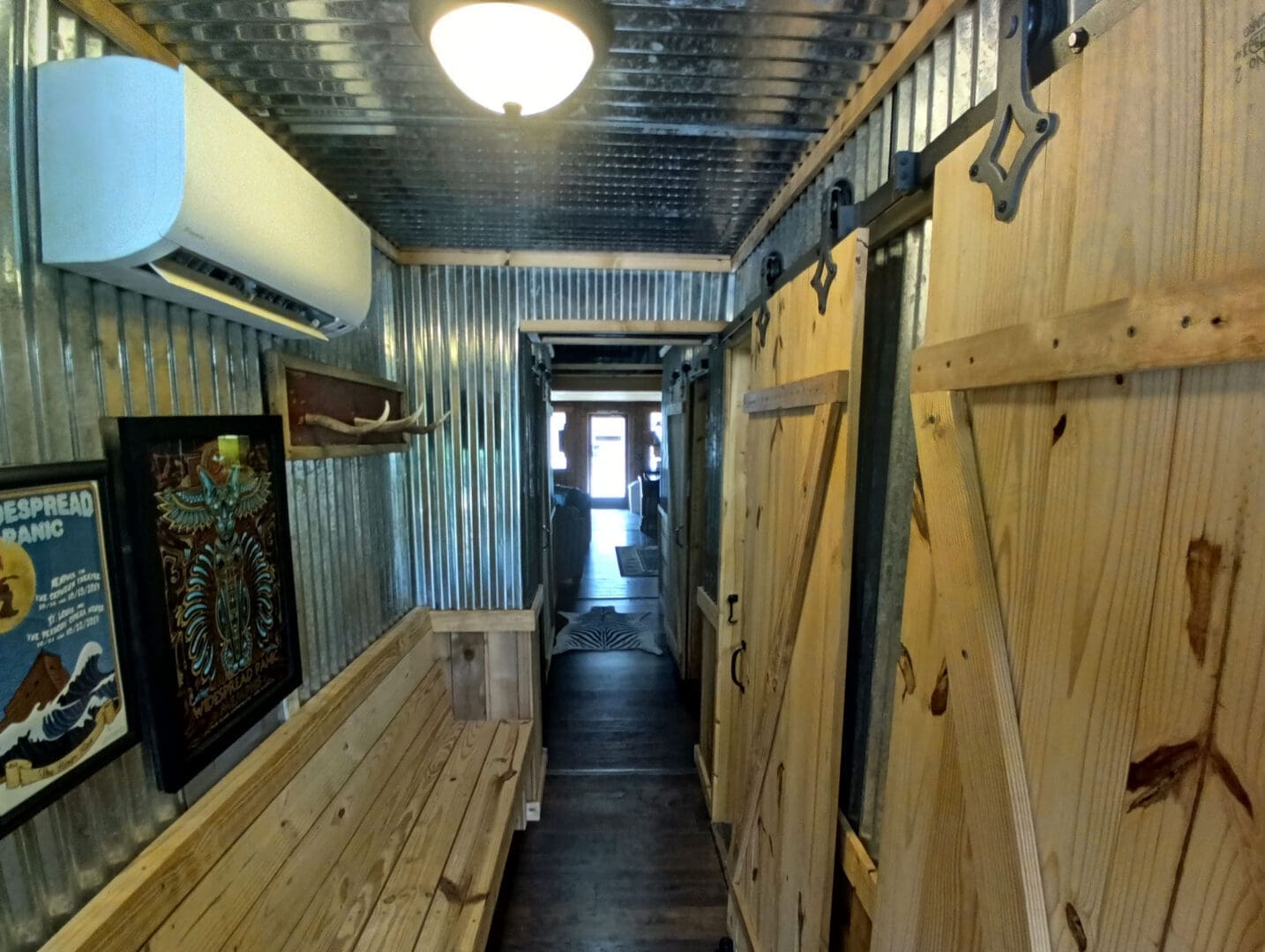 Old Gunstore Lodge - Norfork Arkansas