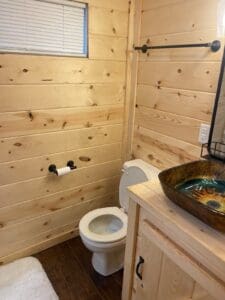 Photo of The Streamer Cabin in Norfork Arkansas offered by HighMountainRentals.comPhotos of The Streamer Cabin in Norfork Arkansas offered by HighMountainRentals.com of The Streamer Cabin in Norfork Arkansas offered by HighMountainRentals.com