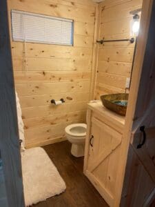 Photo of The Streamer Cabin in Norfork Arkansas offered by HighMountainRentals.comPhotos of The Streamer Cabin in Norfork Arkansas offered by HighMountainRentals.com of The Streamer Cabin in Norfork Arkansas offered by HighMountainRentals.com