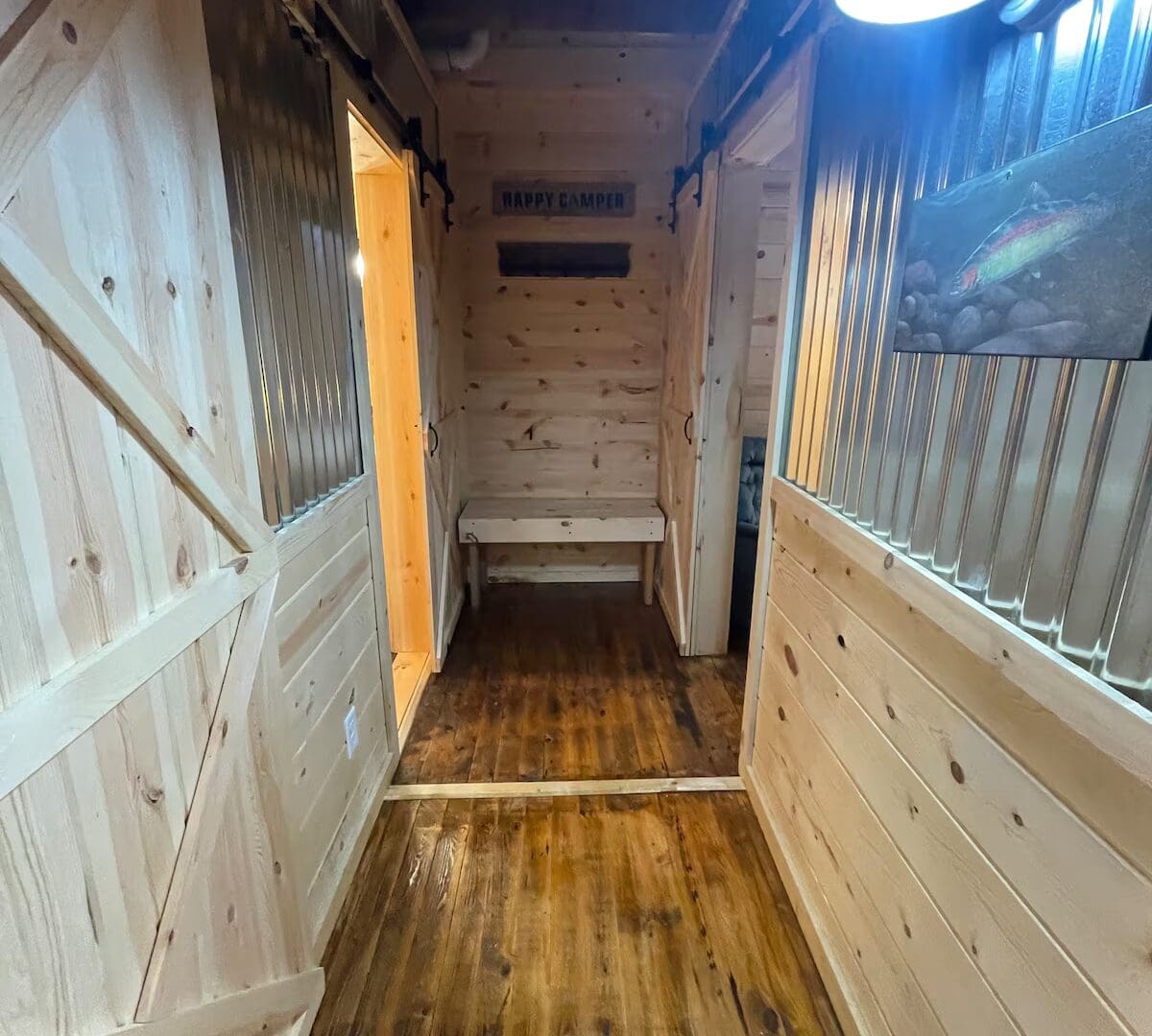 Photo of The Streamer Cabin in Norfork Arkansas offered by HighMountainRentals.comPhotos of The Streamer Cabin in Norfork Arkansas offered by HighMountainRentals.com of The Streamer Cabin in Norfork Arkansas offered by HighMountainRentals.com