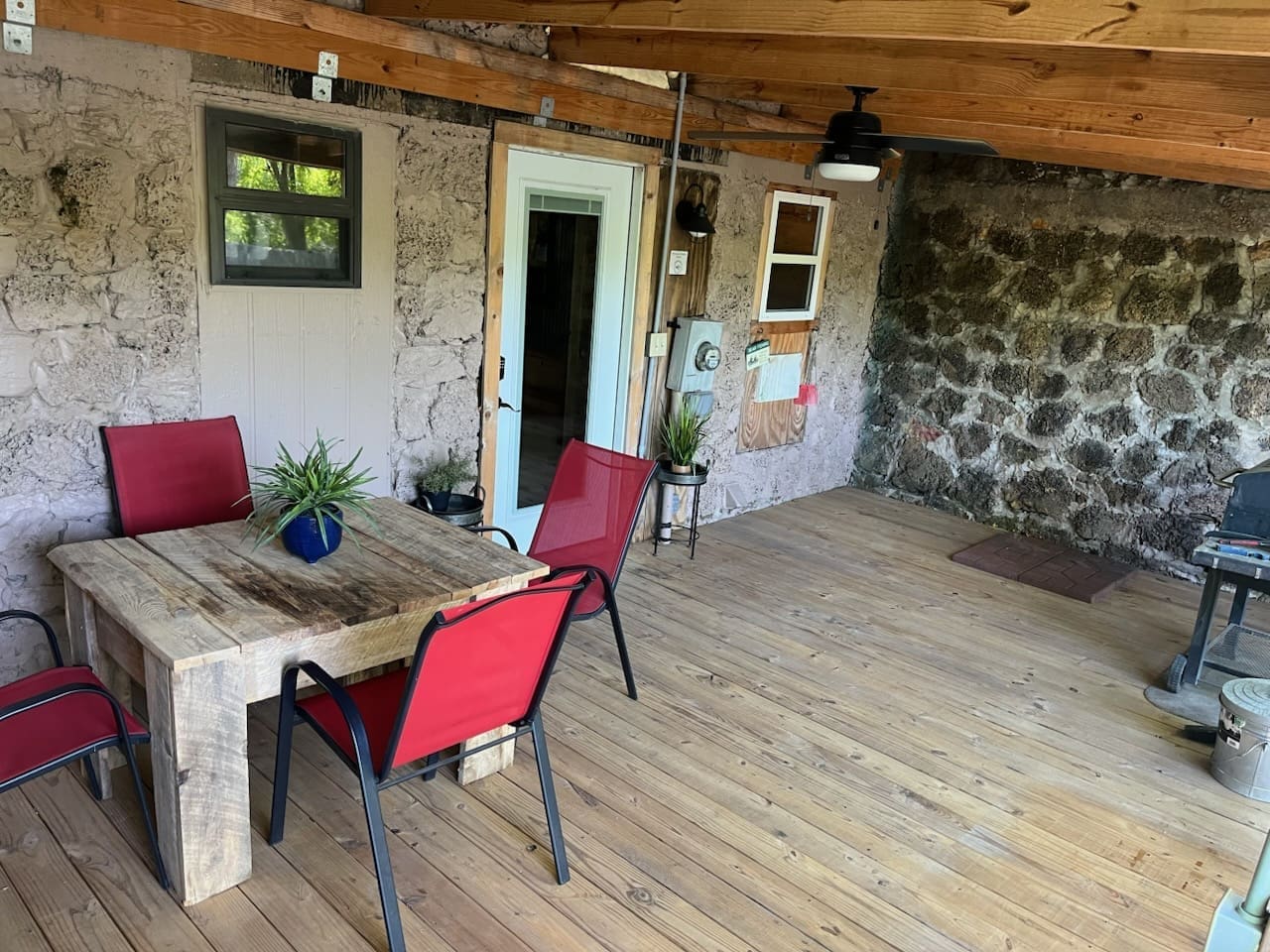 Caddis Cabin Rental Property Interior Photo