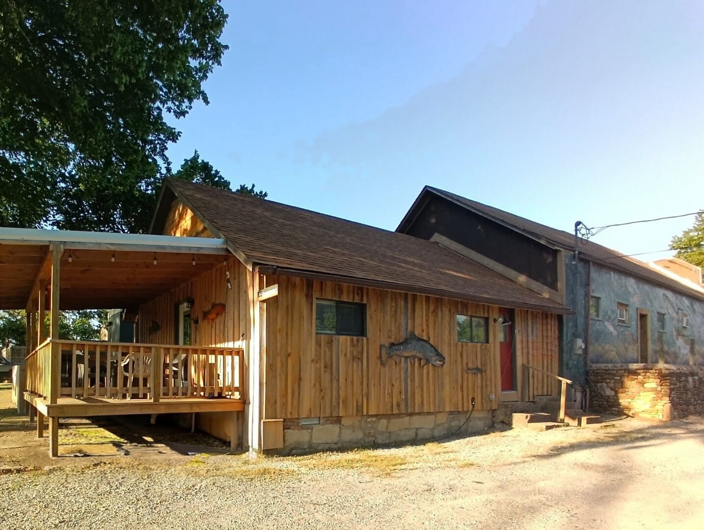 The Streamer Cabin in Norfork Arkansas by HighMountainRentals.com